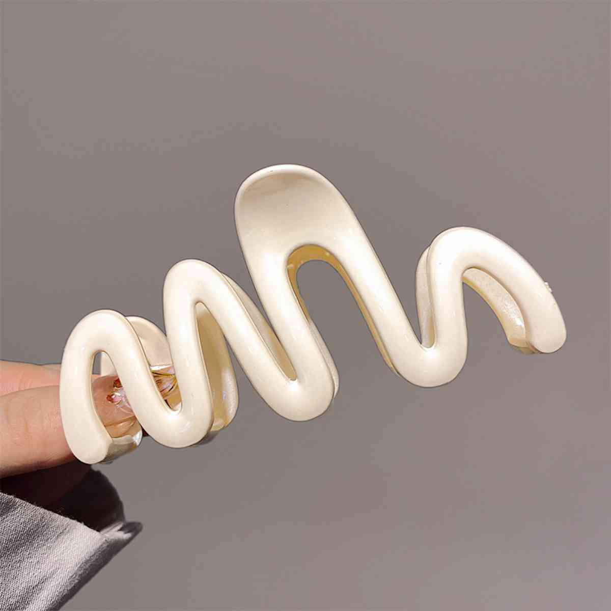 Wave Hair Claw Clip