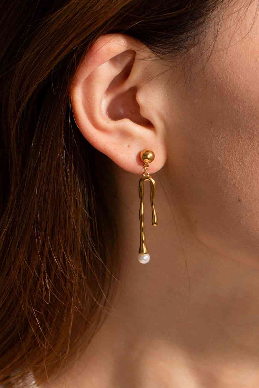 Drizzle Pearl Earrings