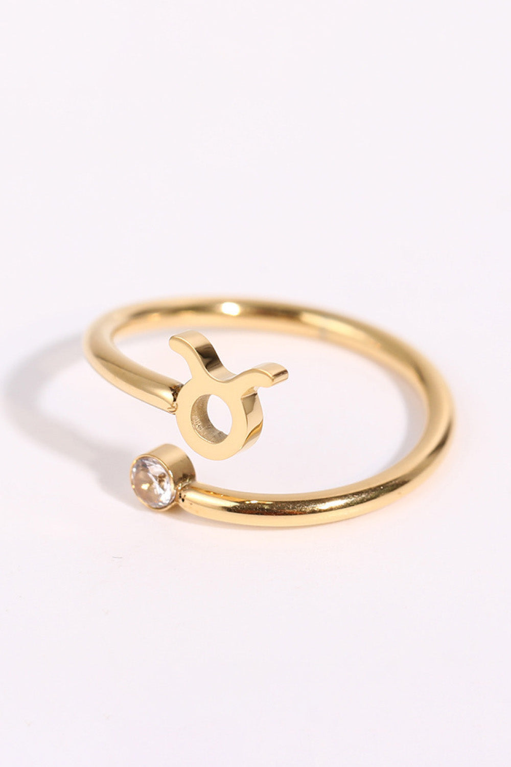 Astrid Zodiac Ring