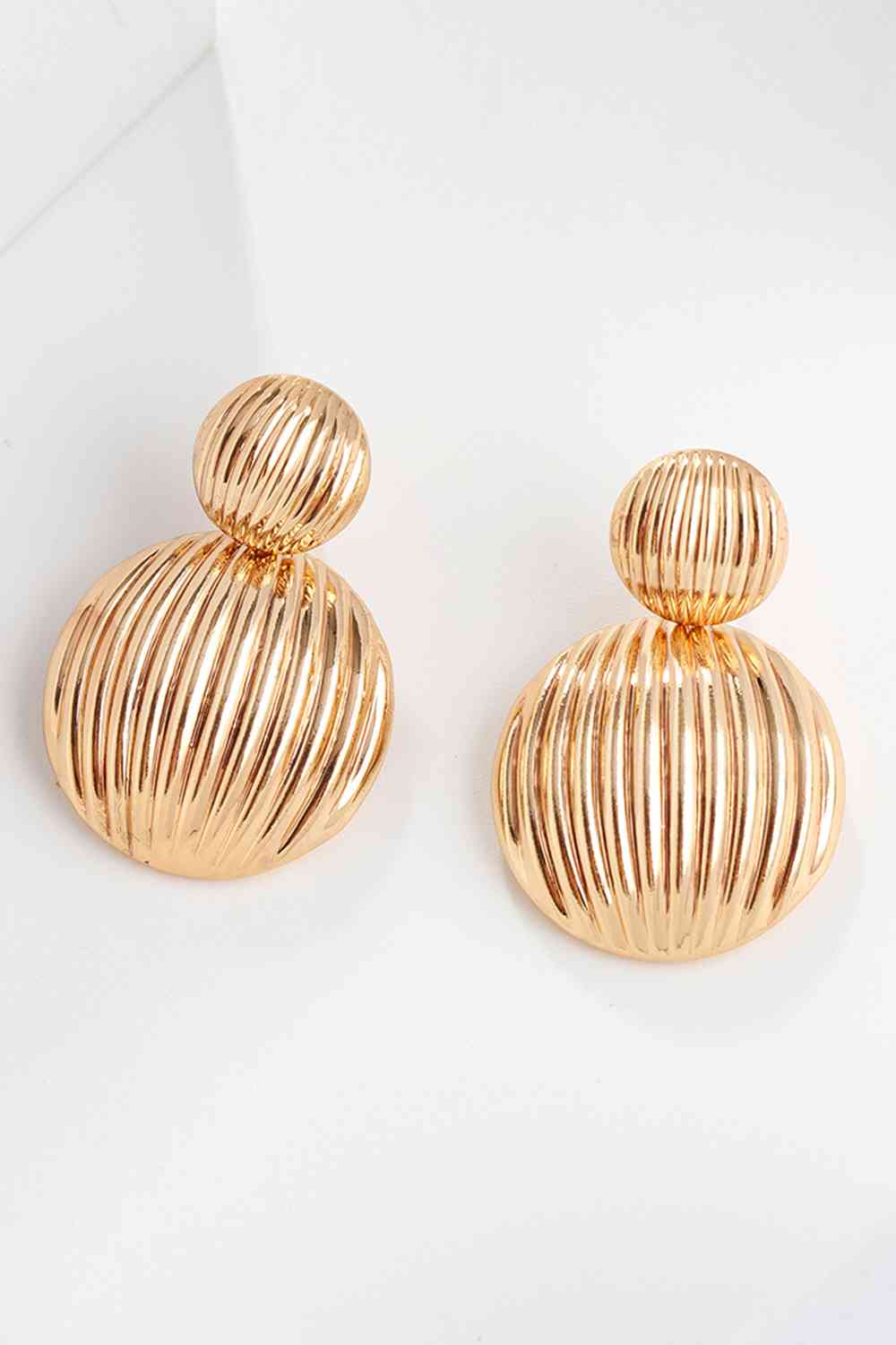 Parlor Ribbed Earrings