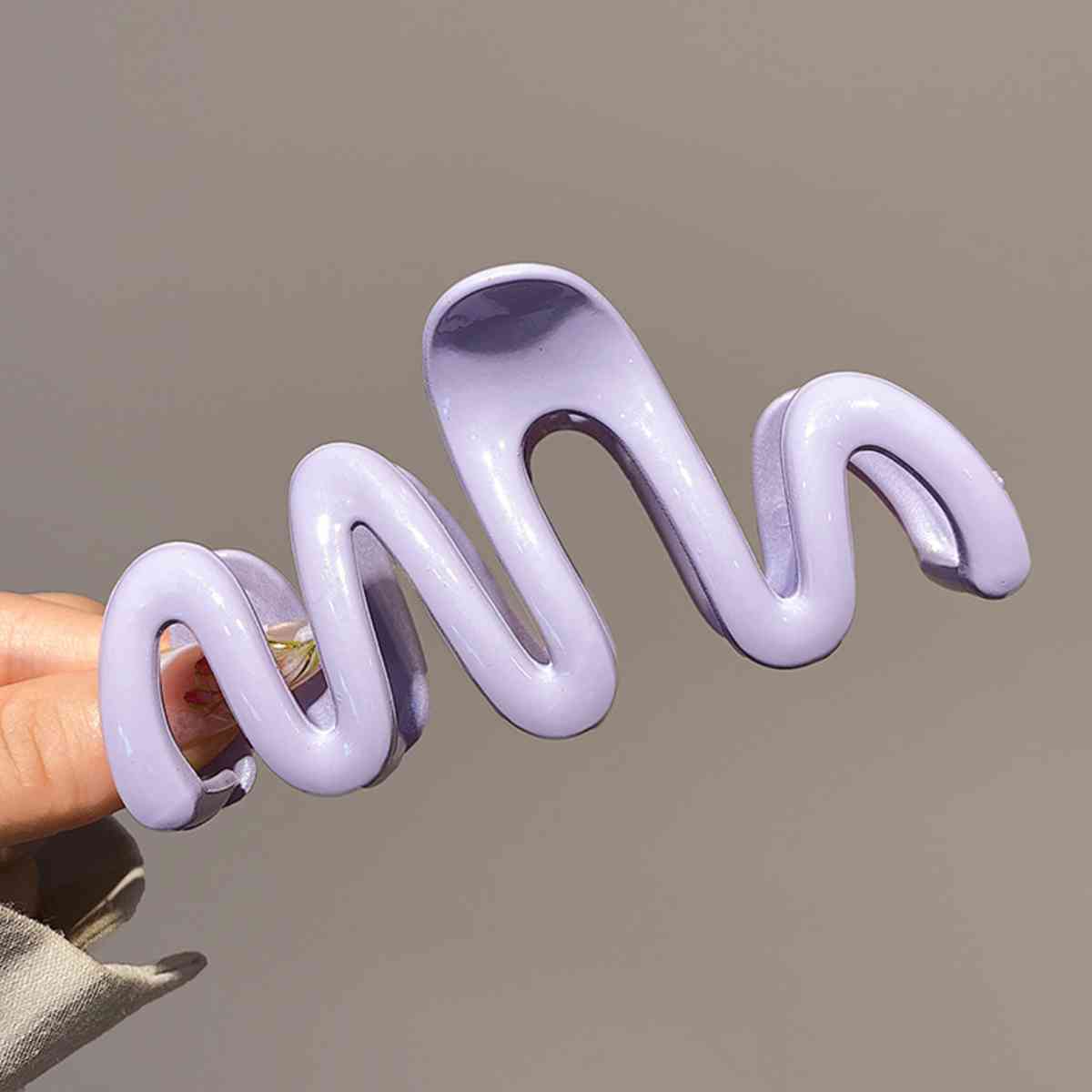 Wave Hair Claw Clip