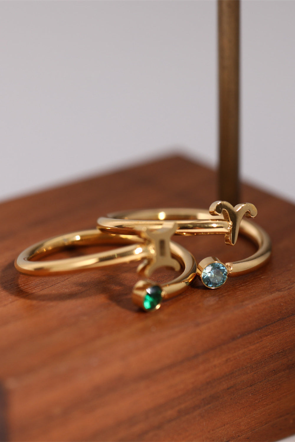 Astrid Zodiac Ring